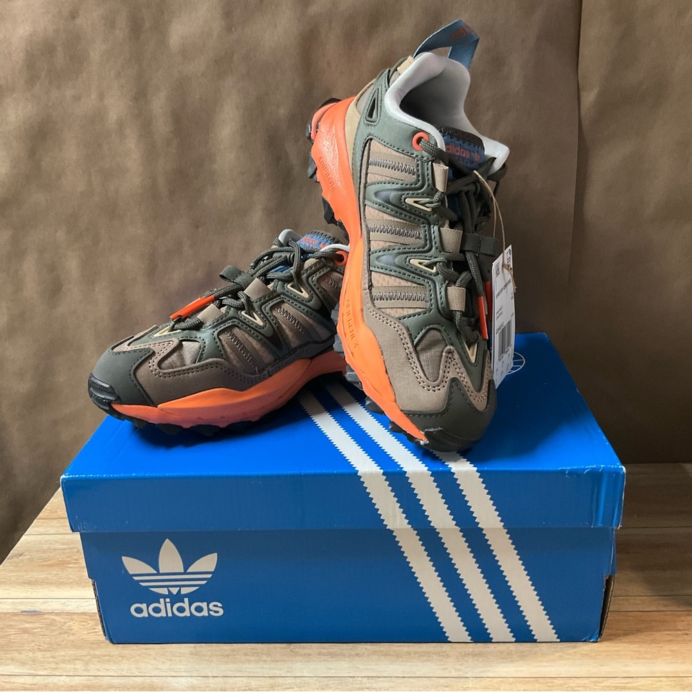 New! Women’s Adidas Hyperturf Adventure W 5 Green Orange Sneakers Hikers Hiking